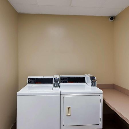 Hilton Garden Inn Columbus/Гроув Сити Екстериор снимка