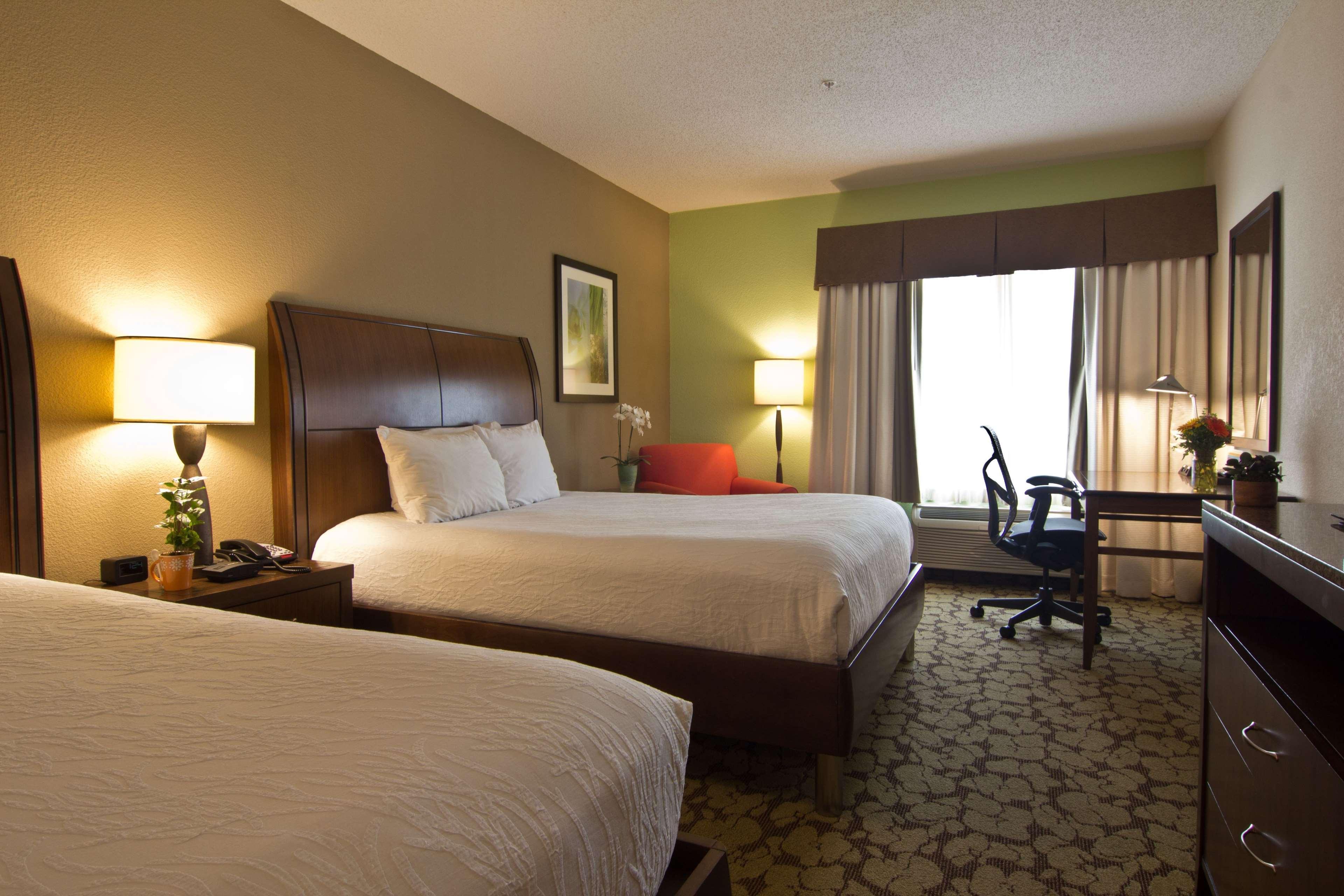Hilton Garden Inn Columbus/Гроув Сити Екстериор снимка