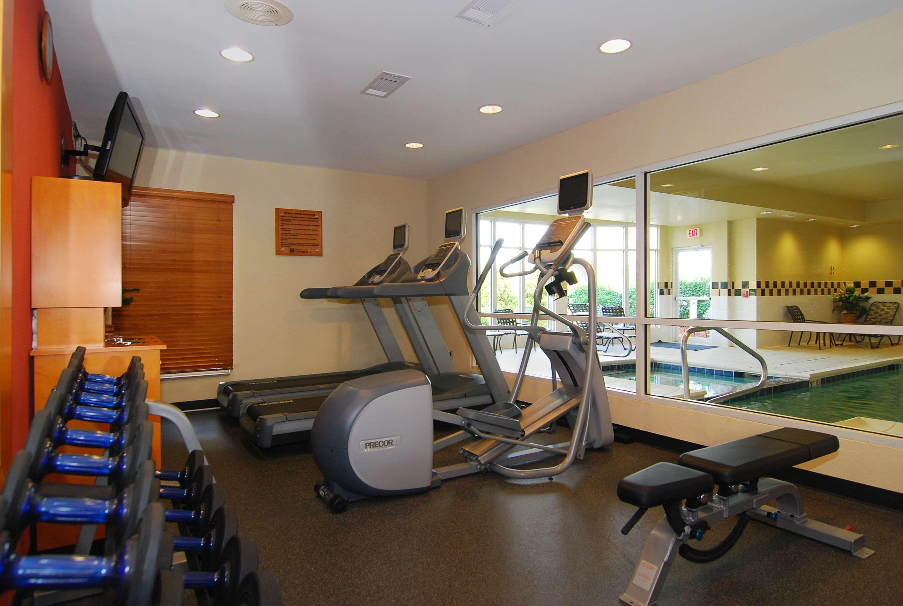 Hilton Garden Inn Columbus/Гроув Сити Екстериор снимка