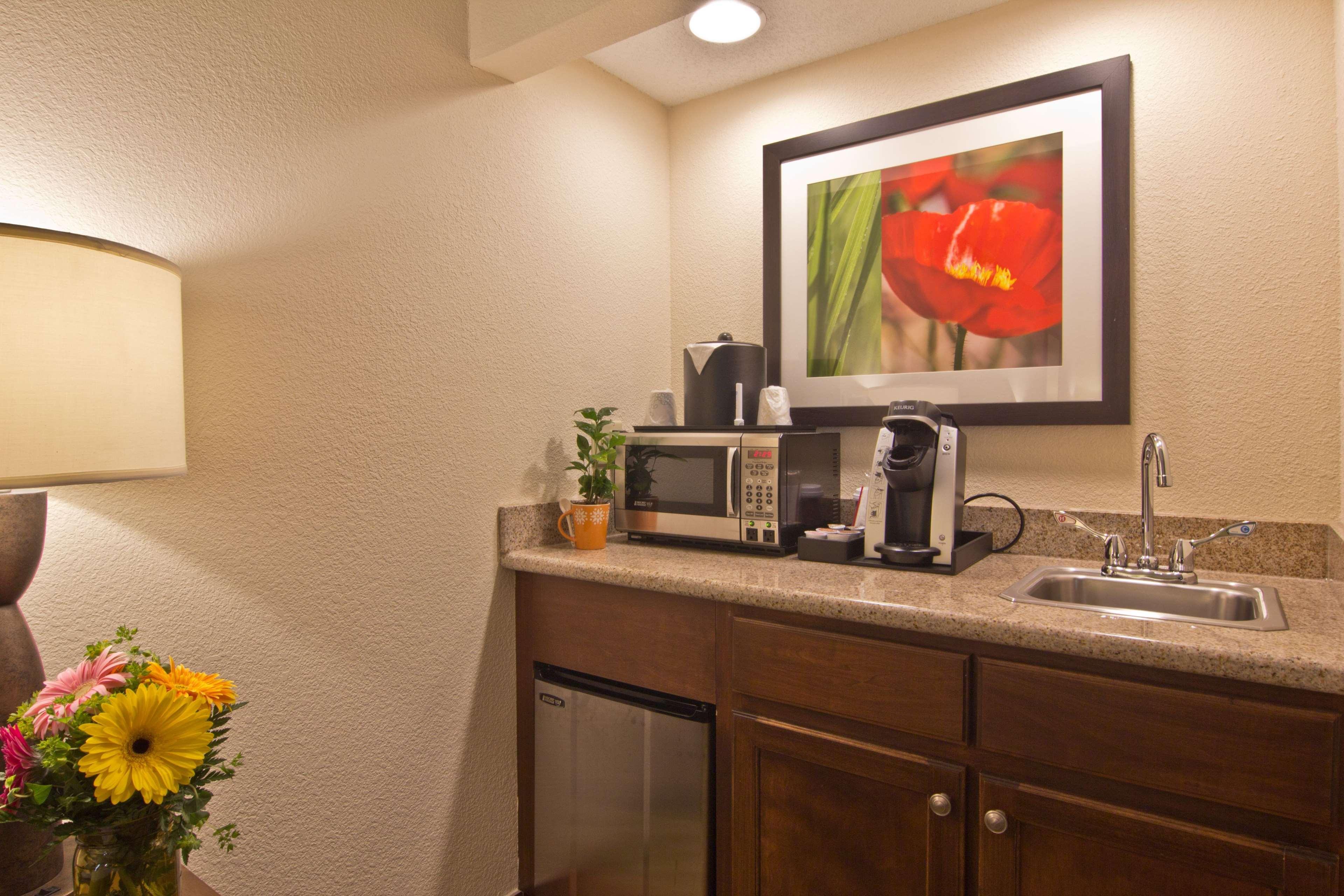 Hilton Garden Inn Columbus/Гроув Сити Екстериор снимка