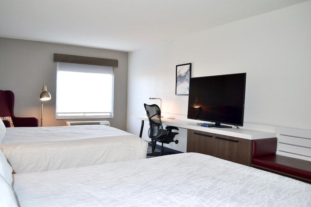 Hilton Garden Inn Columbus/Гроув Сити Екстериор снимка
