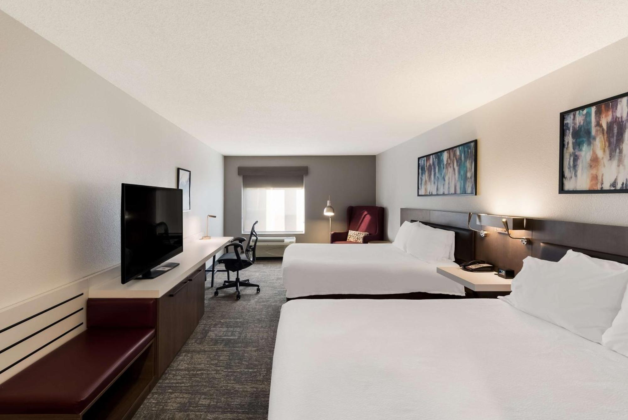 Hilton Garden Inn Columbus/Гроув Сити Екстериор снимка