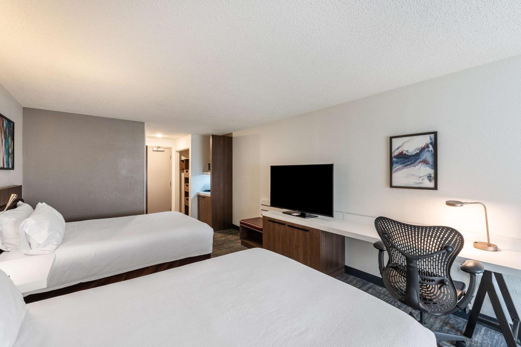 Hilton Garden Inn Columbus/Гроув Сити Екстериор снимка