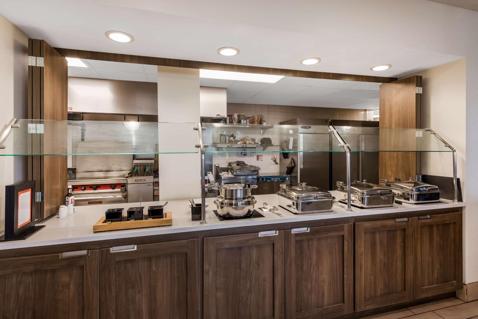 Hilton Garden Inn Columbus/Гроув Сити Екстериор снимка