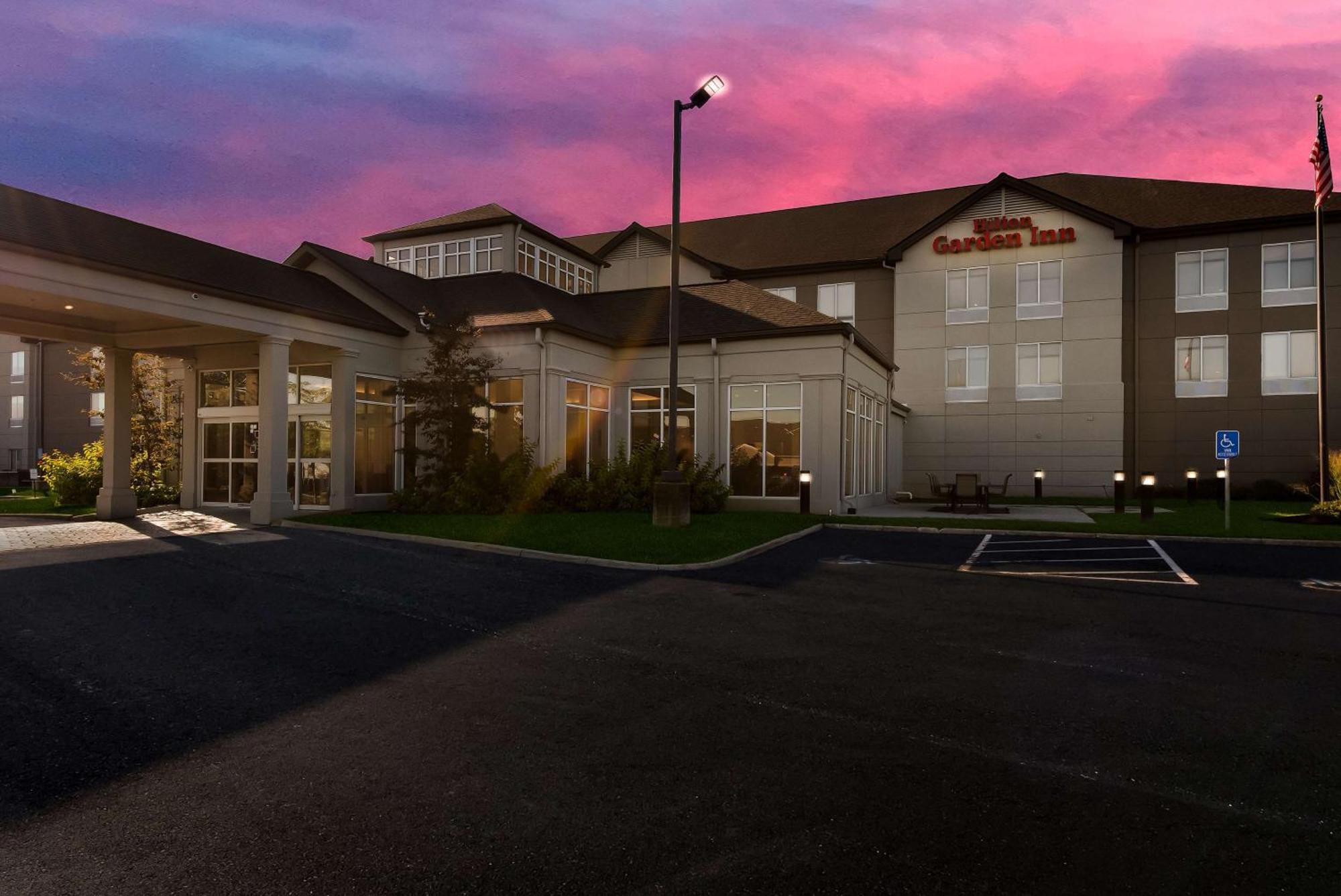 Hilton Garden Inn Columbus/Гроув Сити Екстериор снимка