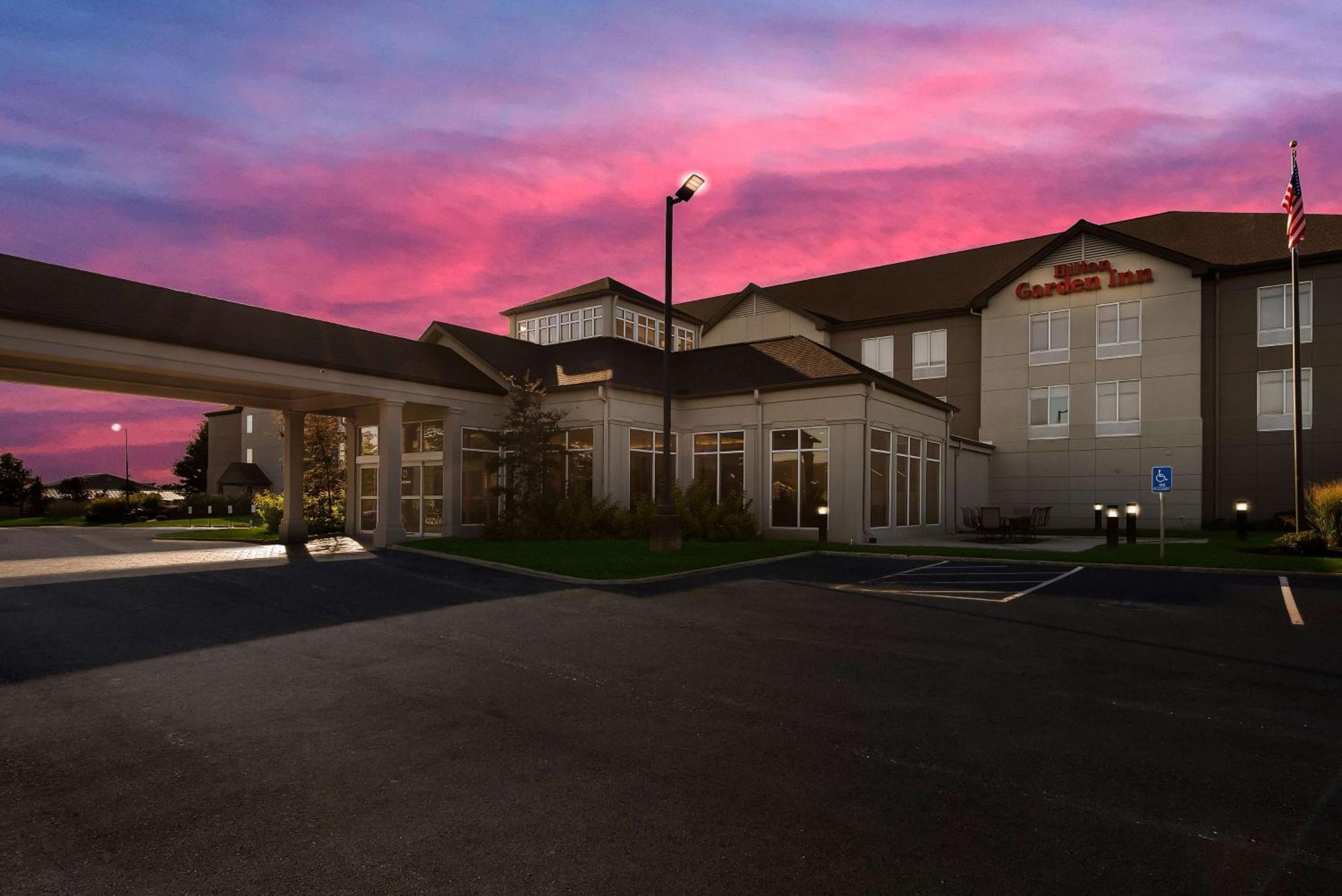 Hilton Garden Inn Columbus/Гроув Сити Екстериор снимка